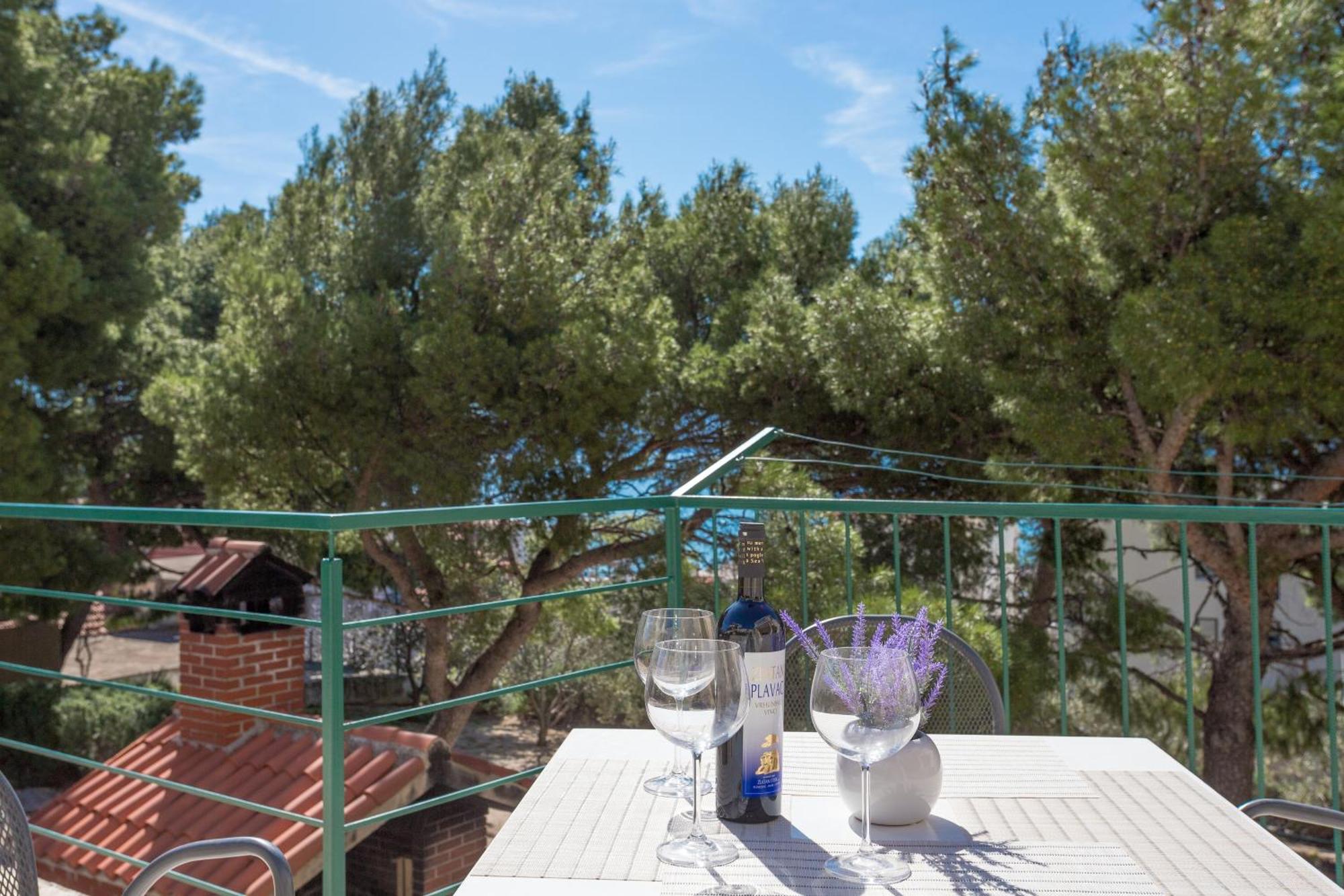 Apartments By The Sea Duce, Omis - 946 المظهر الخارجي الصورة