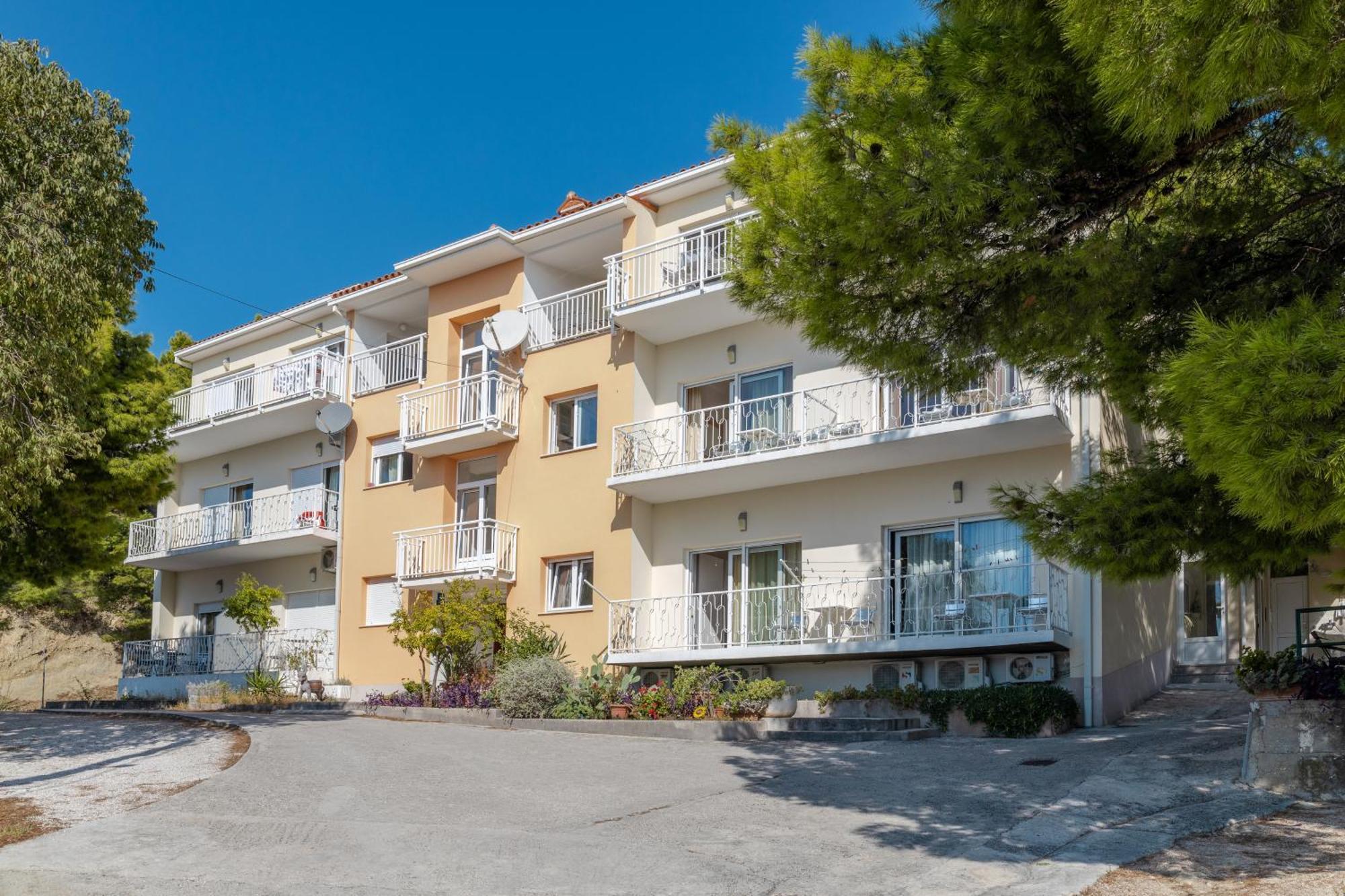 Apartments By The Sea Duce, Omis - 946 المظهر الخارجي الصورة