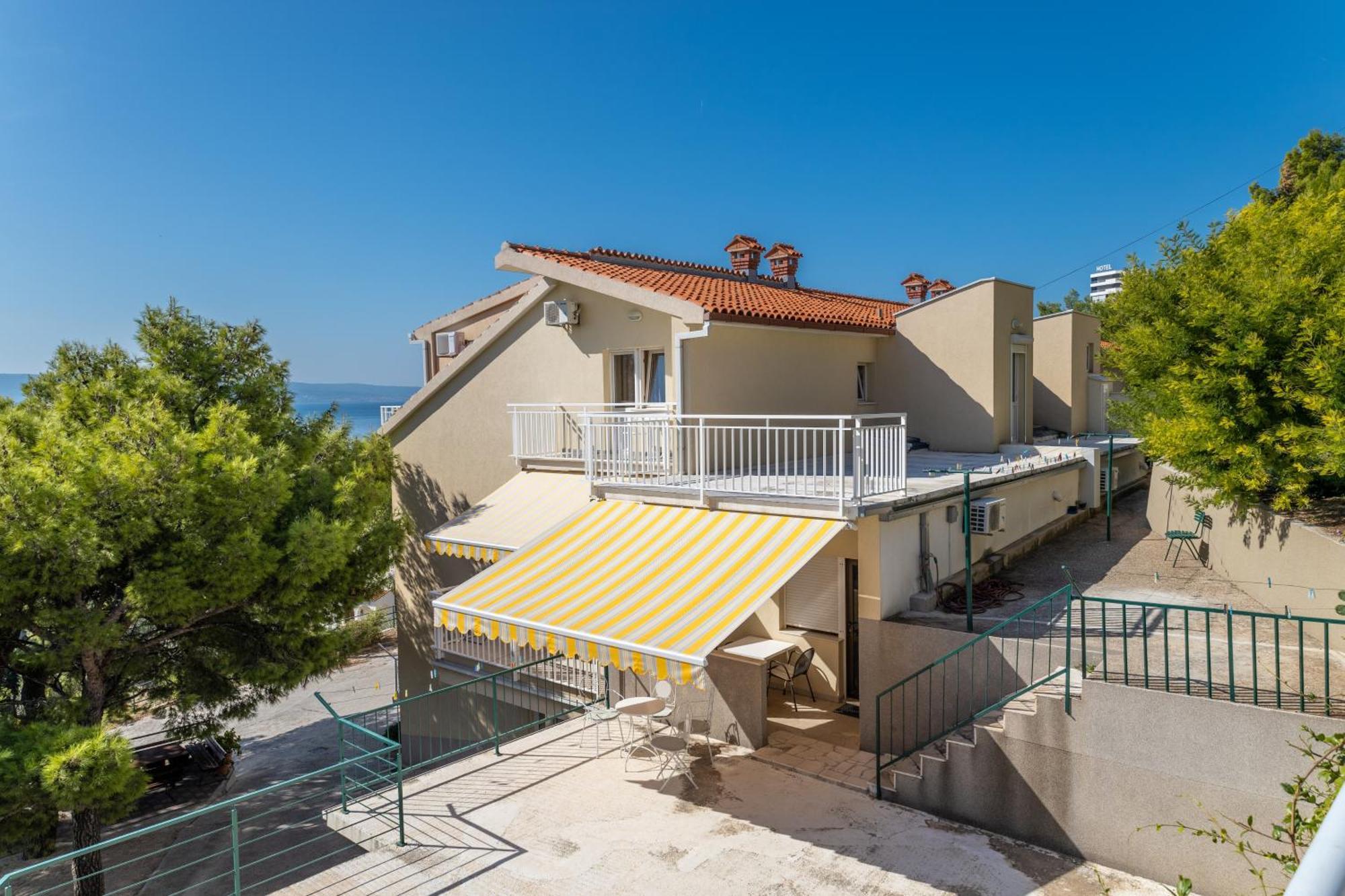 Apartments By The Sea Duce, Omis - 946 المظهر الخارجي الصورة