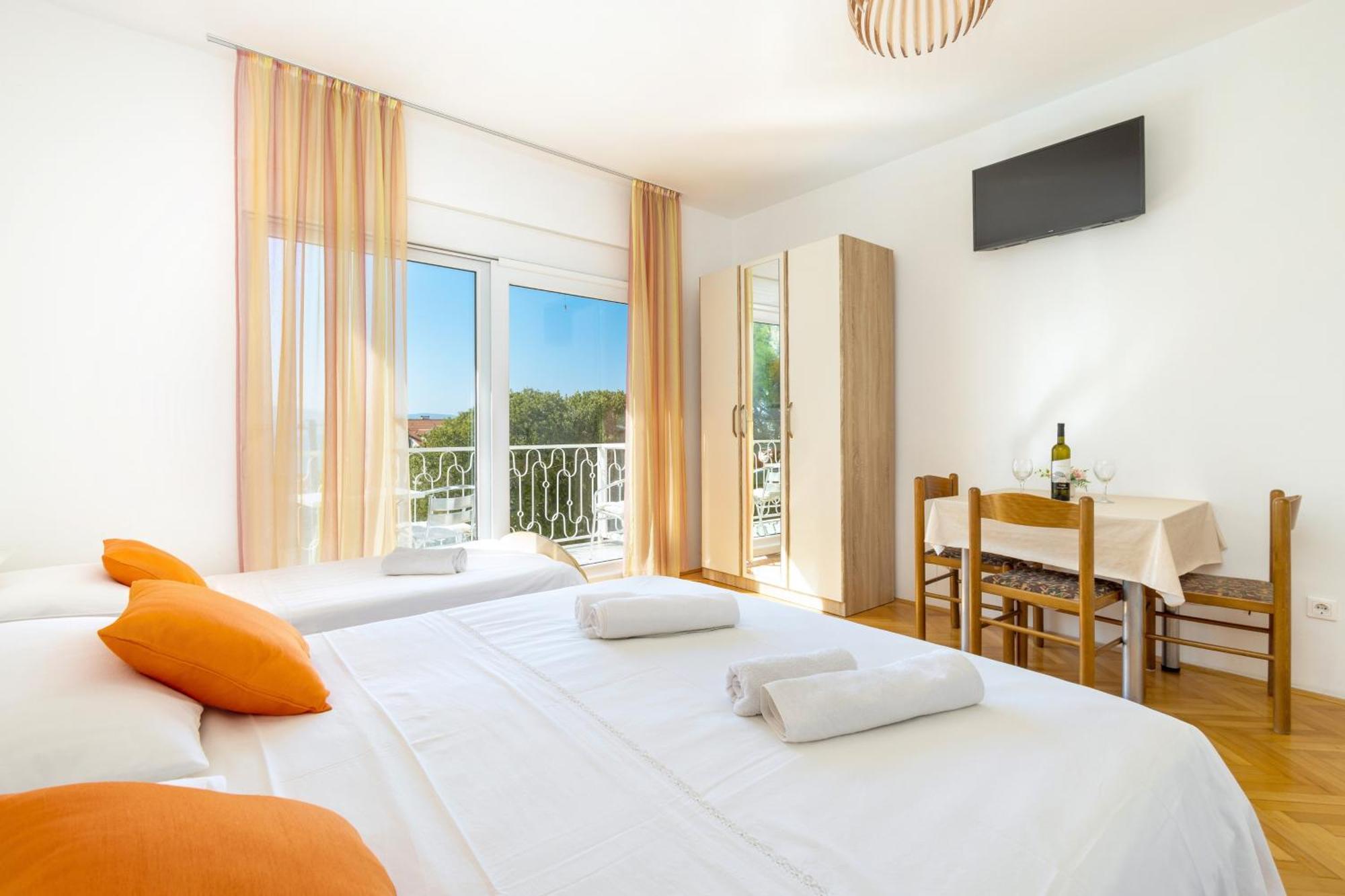 Apartments By The Sea Duce, Omis - 946 الغرفة الصورة