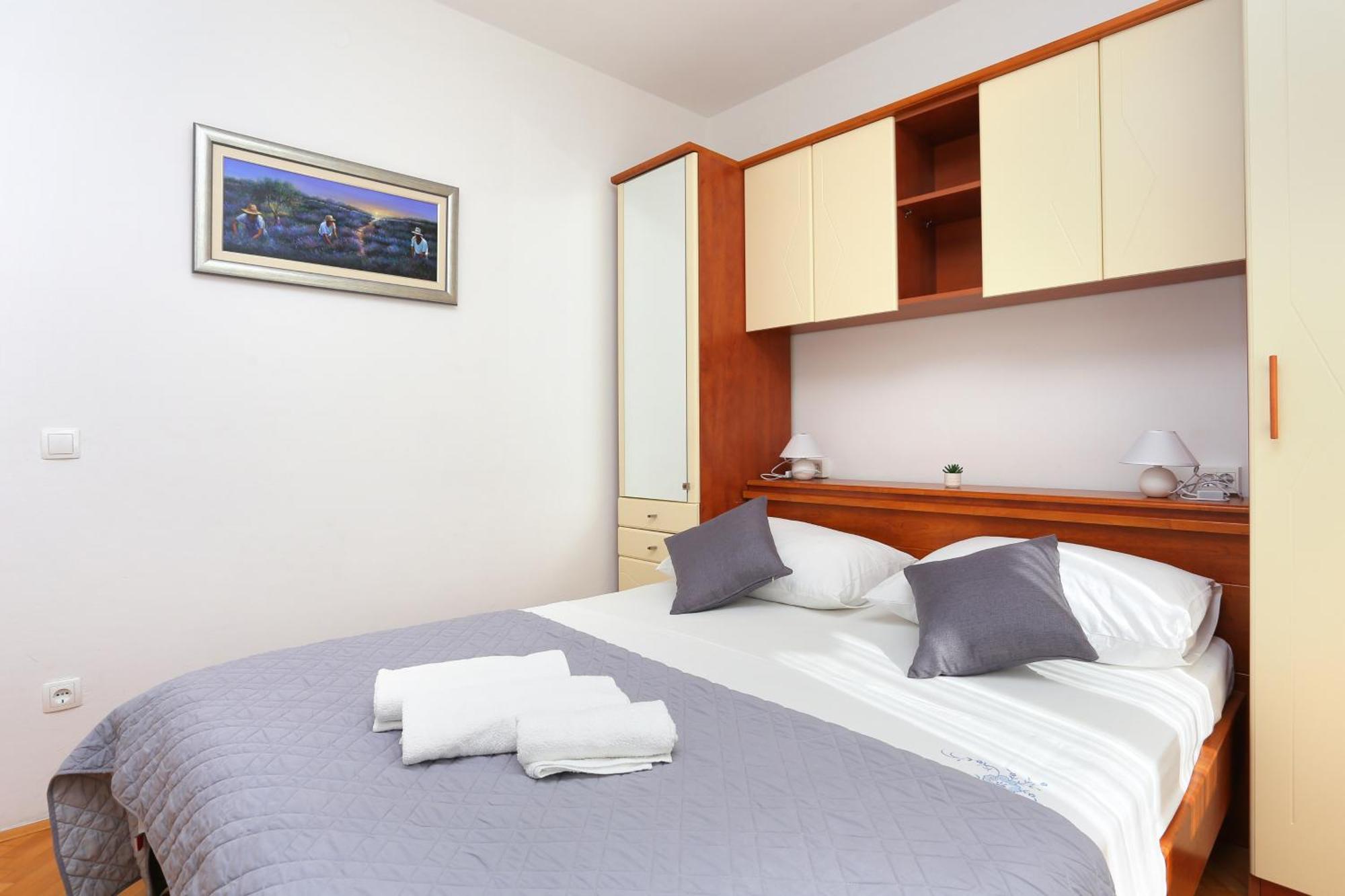 Apartments By The Sea Duce, Omis - 946 الغرفة الصورة
